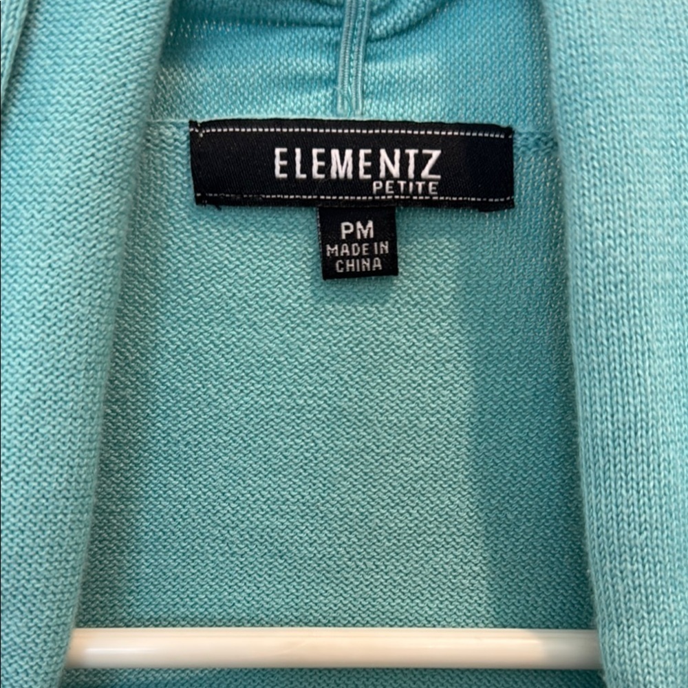Elementz Blue Cardigan Sweater Set with Lace Detail petite medium - Picture 2 of 6